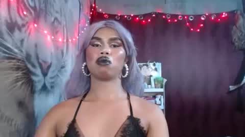 Snapshot of queenpinayebony_xx chatting on 15, 4, 2026 queenpinayebony_xx online show from 15, 4, 2026