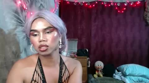 Snapshot of queenpinayebony_xx chatting on 8, 5, 2026 queenpinayebony_xx online show from 8, 5, 2026