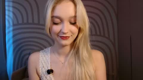 Serena XoXo online show from 6, 6, 2026