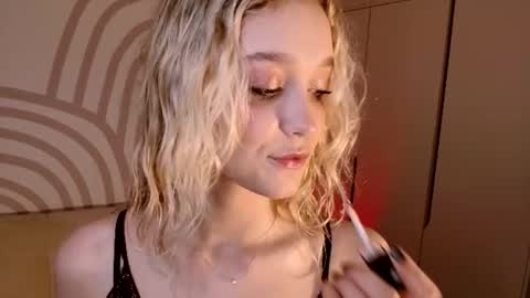 Serena XoXo online show from 4, 7, 2026