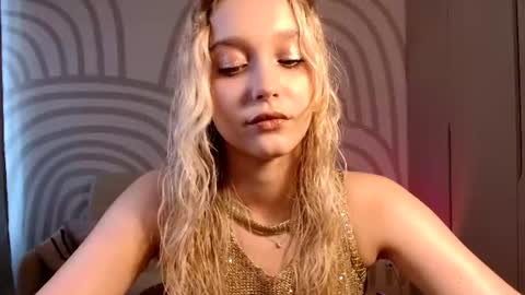 Serena XoXo online show from 6, 7, 2026