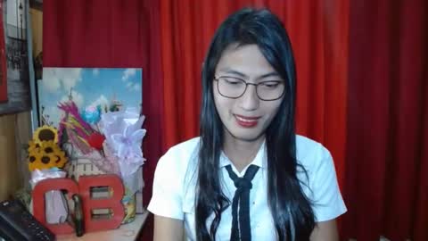 queensteffi online show from 12, 3, 2025