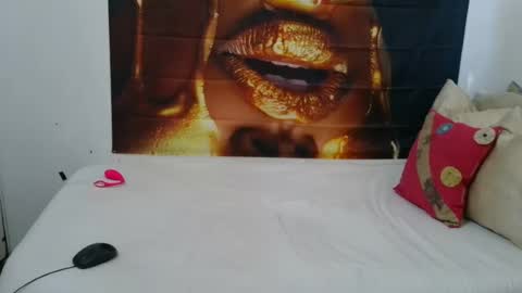 Snapshot of queenteex6993 chatting on 26, 7, 2026 queenteex6993 online show from 26, 7, 2026