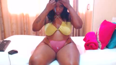 queenteex6999 online show from 25, 11, 2025