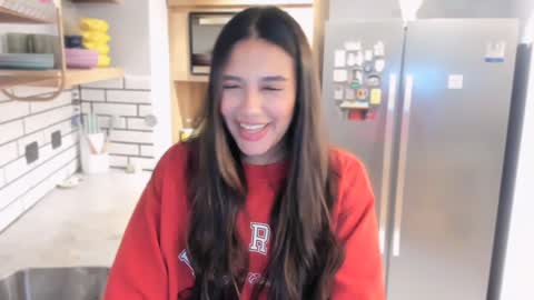 Snapshot of queenv66 chatting on 2, 2, 2025 Val - online show from 2, 2, 2025