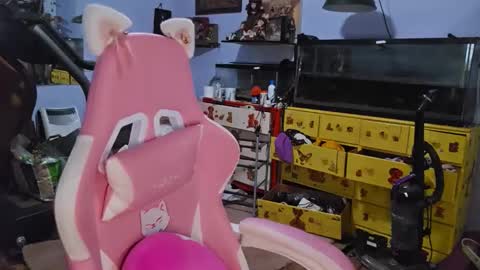 Snapshot of queer_burrito chatting on 24, 2, 2026 Sky Burrito online show from 24, 2, 2026