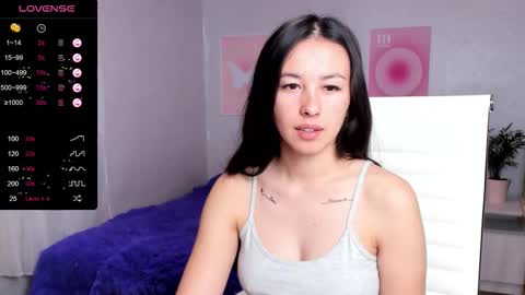 Snapshot of queitsharm_ chatting on 23, 10, 2025 Anna online show from 23, 10, 2025