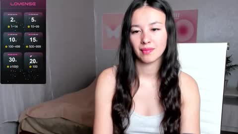 Snapshot of queitsharm_ chatting on 8, 11, 2025 Anna online show from 8, 11, 2025