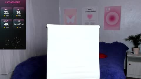 Snapshot of queitsharm_ chatting on 22, 11, 2025 Anna online show from 22, 11, 2025