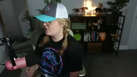 Bri online show from 4, 11, 2025