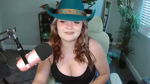 Snapshot of quervoqueen1 chatting on 13, 4, 2026 Bri online show from 13, 4, 2026