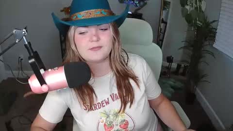 Snapshot of quervoqueen1 chatting on 30, 4, 2026 Bri online show from 30, 4, 2026