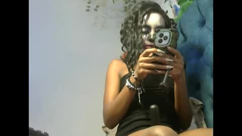 quin_z online show from 1, 11, 2025