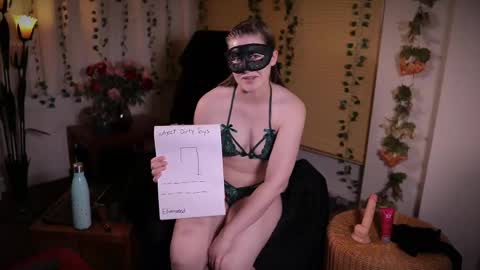 Snapshot of quinnrmonroe chatting on 16, 12, 2024 QuinnMonroe online show from 16, 12, 2024