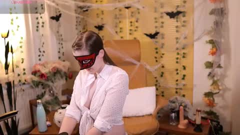 Snapshot of quinnrmonroe chatting on 26, 10, 2025 QuinnMonroe online show from 26, 10, 2025