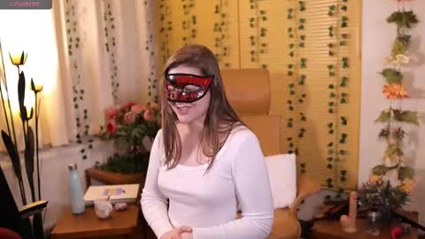 Snapshot of quinnrmonroe chatting on 5, 1, 2026 QuinnMonroe online show from 5, 1, 2026