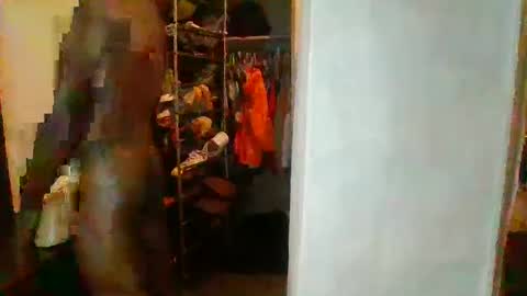 Snapshot of quuwavvy chatting on 12, 10, 2025 quuwavvy online show from 12, 10, 2025