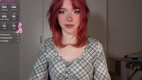 Snapshot of quyenpollio chatting on 25, 7, 2026 Lana Pollio online show from 25, 7, 2026