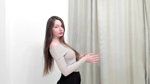 r00xvel online show from 6, 12, 2024