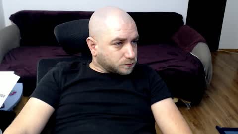 R0bila online show from 13, 12, 2025