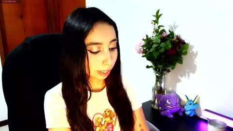 Snapshot of r0ttenangel chatting on 21, 9, 2025 Angel  online show from 21, 9, 2025