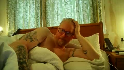 Snapshot of r_o_h_a_n_r_o_o_m chatting on 16, 3, 2026 r_o_h_a_n_r_o_o_m online show from 16, 3, 2026