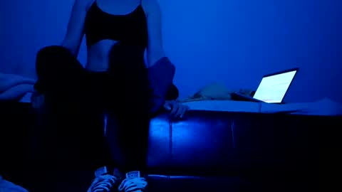 rabyrrbaby online show from 7, 3, 2026