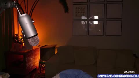 Snapshot of rach_oneill chatting on 14, 2, 2026 Rach ONeill online show from 14, 2, 2026