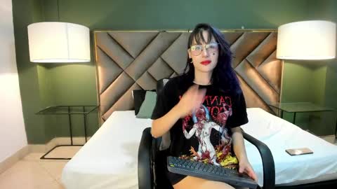 Snapshot of rache_roth chatting on 4, 4, 2026 Rachel online show from 4, 4, 2026