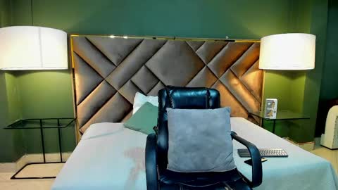 Snapshot of rache_roth chatting on 25, 4, 2026 Rachel online show from 25, 4, 2026