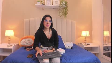 Rachel Donnelly online show from 22, 12, 2025