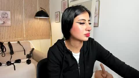 Snapshot of rachel_es chatting on 19, 12, 2025 RACHEL ES online show from 19, 12, 2025