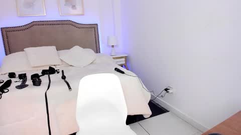 Snapshot of rachel_es chatting on 20, 2, 2026 RACHEL ES online show from 20, 2, 2026