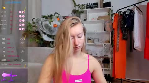 Snapshot of rachel_rut chatting on 29, 10, 2025 Rachel online show from 29, 10, 2025