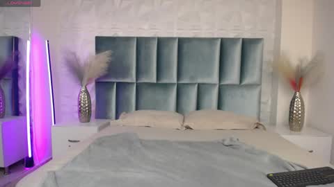 Snapshot of rachel_wren chatting on 25, 3, 2026 Rachel online show from 25, 3, 2026