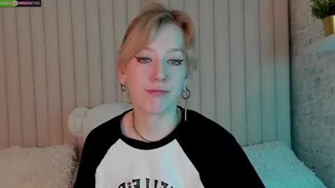 Snapshot of rachelcart chatting on 25, 11, 2025 RachelCart online show from 25, 11, 2025