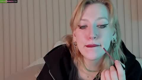 Snapshot of rachelcart chatting on 5, 12, 2025 RachelCart online show from 5, 12, 2025