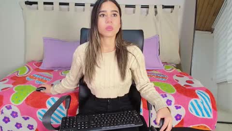 Rachell online show from 4, 2, 2025