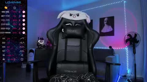  Miko Pleasee help me get 100 likes online show from 3, 10, 2025