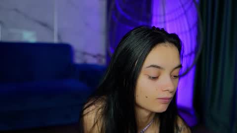 Snapshot of rachelravee chatting on 10, 10, 2025 Ann online show from 10, 10, 2025