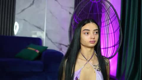 Snapshot of rachelravee chatting on 24, 10, 2025 Ann online show from 24, 10, 2025