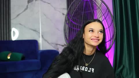 Snapshot of rachelravee chatting on 3, 11, 2025 Ann online show from 3, 11, 2025