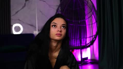 Snapshot of rachelravee chatting on 10, 11, 2025 Ann online show from 10, 11, 2025