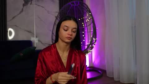 Snapshot of rachelravee chatting on 16, 11, 2025 Ann online show from 16, 11, 2025