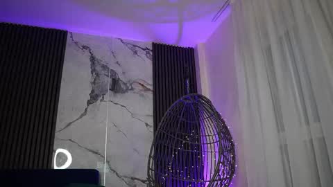 Snapshot of rachelravee chatting on 19, 11, 2025 Ann online show from 19, 11, 2025