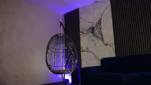 Snapshot of rachelravee chatting on 16, 12, 2025 Ann online show from 16, 12, 2025