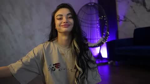 Snapshot of rachelravee chatting on 23, 3, 2026 Ann online show from 23, 3, 2026