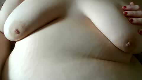 rachs_wardrobe online show from 22, 10, 2025