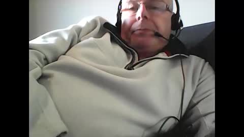 Snapshot of rader50 chatting on 23, 11, 2025 rader50 online show from 23, 11, 2025