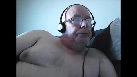 Snapshot of rader50 chatting on 20, 12, 2025 rader50 online show from 20, 12, 2025